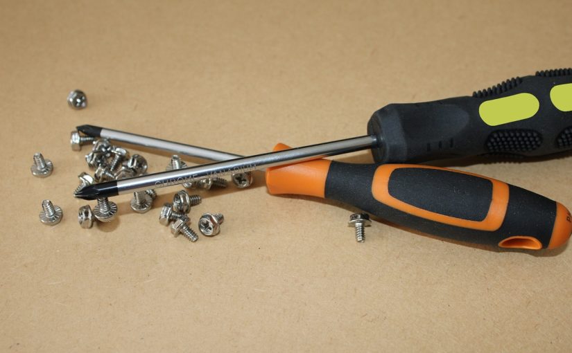 Co jednak uczynić gdy lodówka zakończy schładzać, a z pralki rozpoczyna wypływać woda?